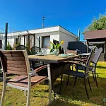 Baltyk Apartment- Tranquil Retreat, 15 Minutes To The Sea & Gdansk Center