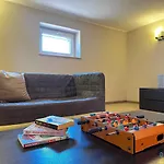Baltyk Apartment- Tranquil Retreat, 15 Minutes To The Sea & Gdansk Center *