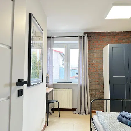 Baltyk Apartment- Tranquil Retreat, 15 Minutes To The Sea & Gdansk Center Apartmán