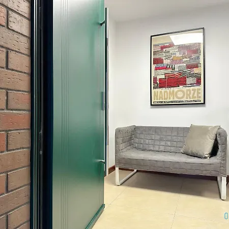 Apartmán Baltyk Apartment- Tranquil Retreat, 15 Minutes To The Sea & Gdansk Center *