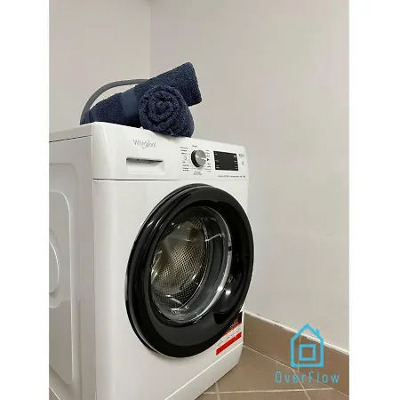 Baltyk Apartment- Tranquil Retreat, 15 Minutes To The Sea & Gdansk Center Apartment *